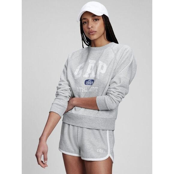 Gap‎ Women's Logo Sweatshirt long sleeves, Size M - Picture 1 of 2